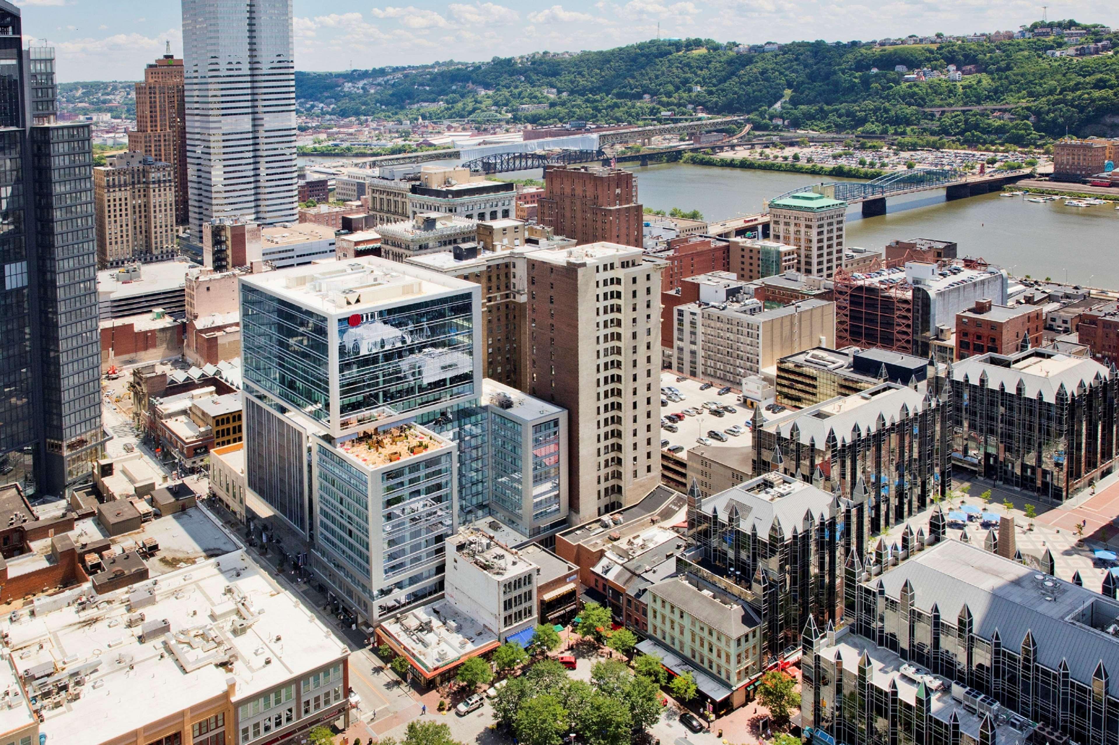 Hilton Garden Inn Pittsburgh Downtown Exterior foto