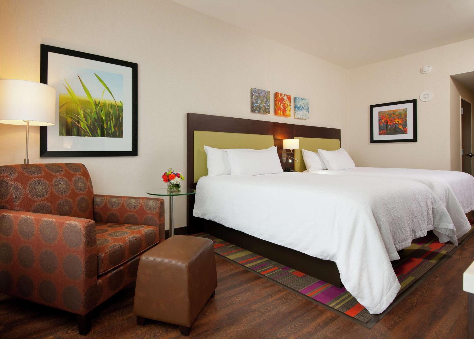 Hilton Garden Inn Pittsburgh Downtown Exterior foto