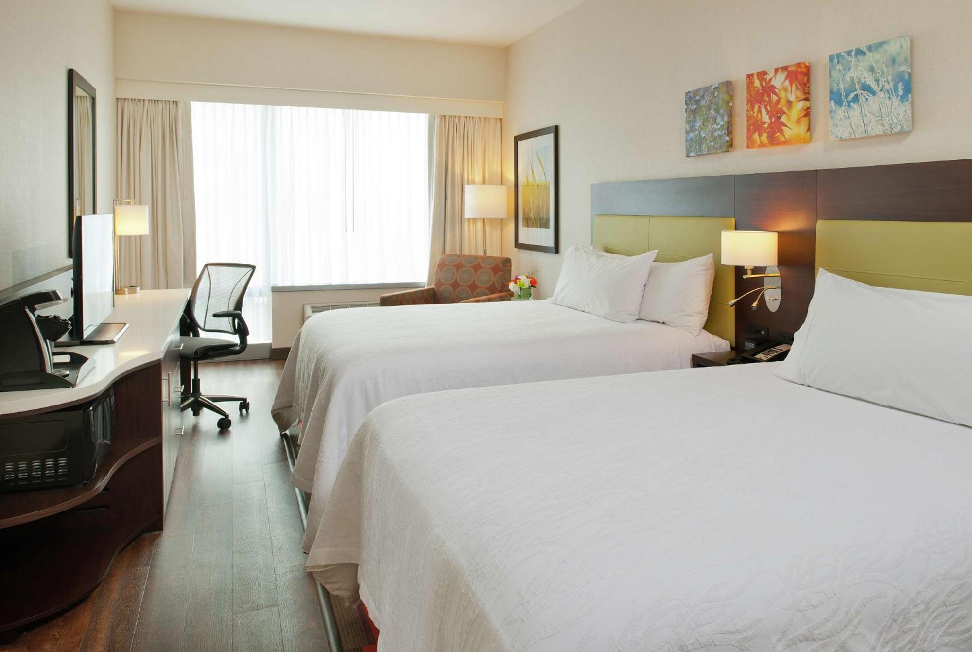 Hilton Garden Inn Pittsburgh Downtown Exterior foto