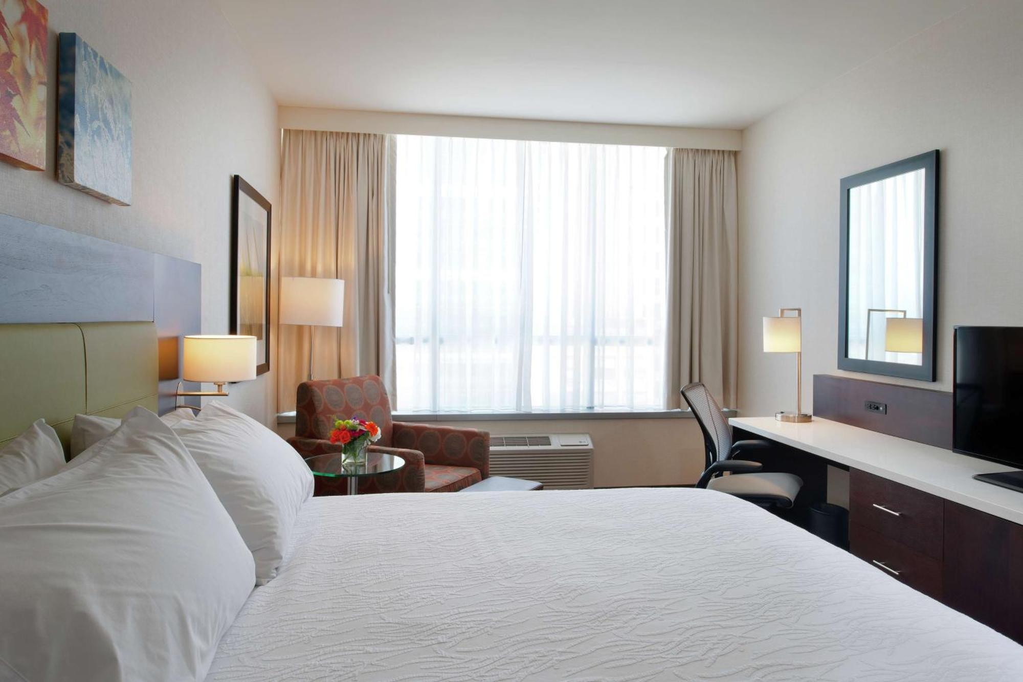 Hilton Garden Inn Pittsburgh Downtown Exterior foto