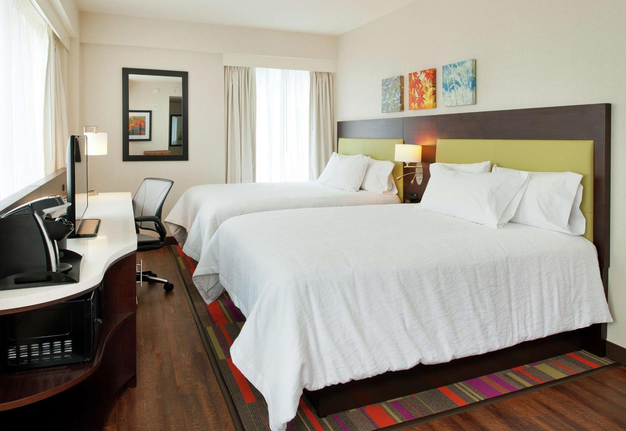 Hilton Garden Inn Pittsburgh Downtown Exterior foto